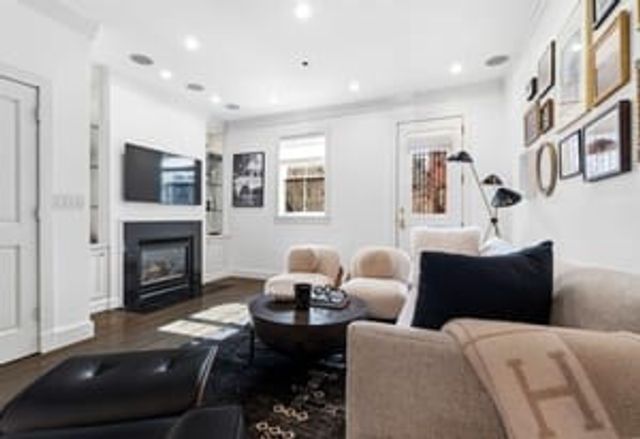 348 Columbus Ave 7, Boston, MA 02116