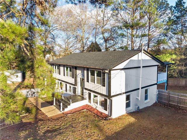 2304 S Hairston Road, Decatur, GA 30035