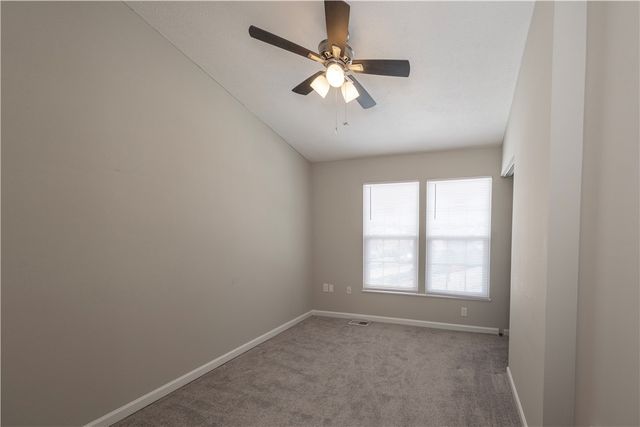 2785 Drake Ct, Hampton, PA 15044