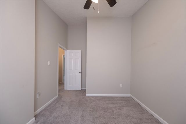 2785 Drake Ct, Hampton, PA 15044