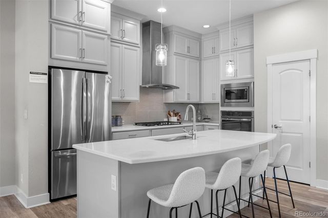 5912 Boston Court, Denver, CO 80238