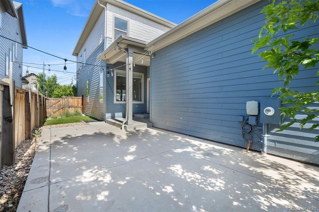 5912 Boston Court, Denver, CO 80238