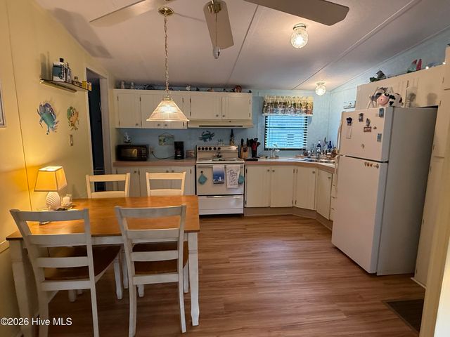 9241 Heritage Drive SW, Calabash, NC 28467