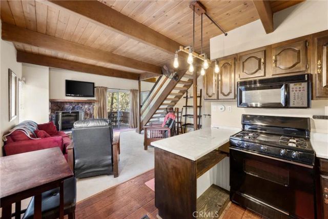 32826 Truman, Running Springs, CA 92382