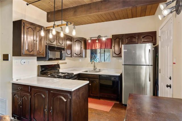 32826 Truman, Running Springs, CA 92382