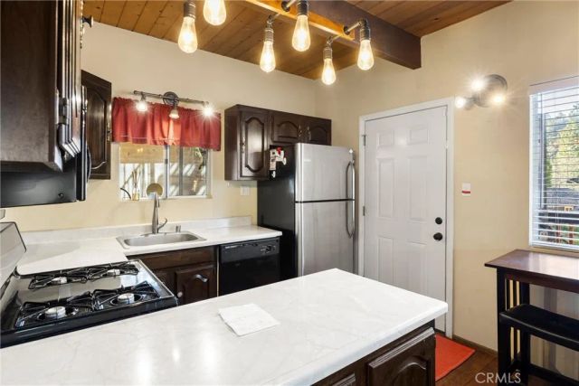 32826 Truman, Running Springs, CA 92382