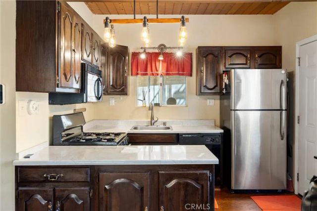 32826 Truman, Running Springs, CA 92382