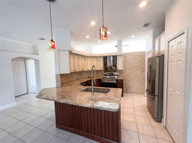 4241 SETTLERS COURT, St Cloud, FL 34772