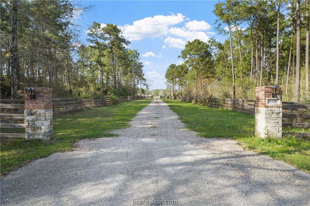 26250a Riley Road, Waller, TX 77484 — photo 3