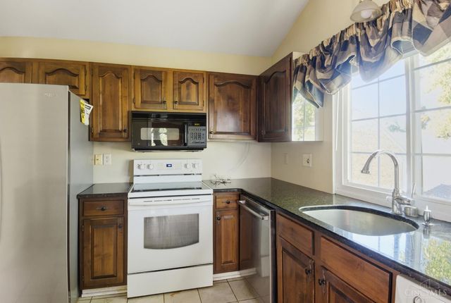 6 Devon Court, Fairfield, OH 45014