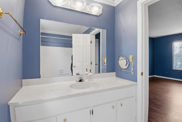 6 Devon Court, Fairfield, OH 45014