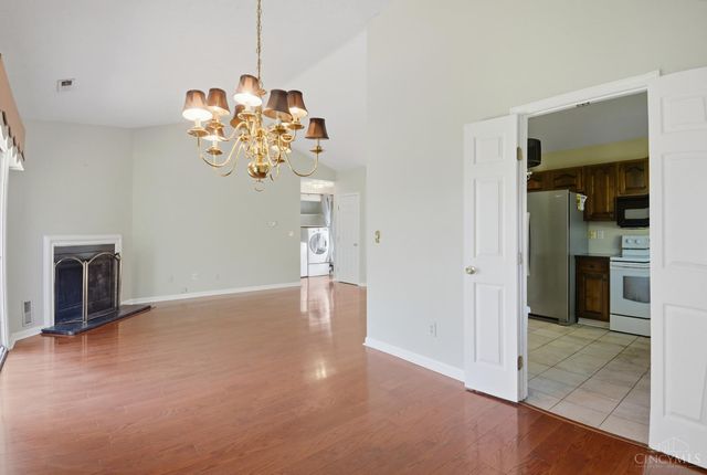 6 Devon Court, Fairfield, OH 45014