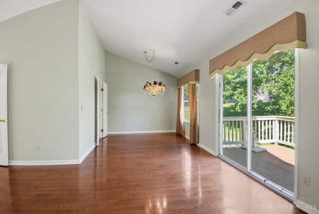 6 Devon Court, Fairfield, OH 45014
