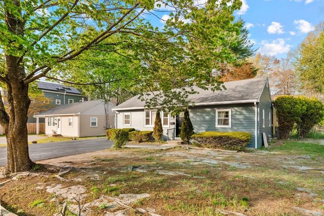 423 Bedford St, Lexington, MA 02420