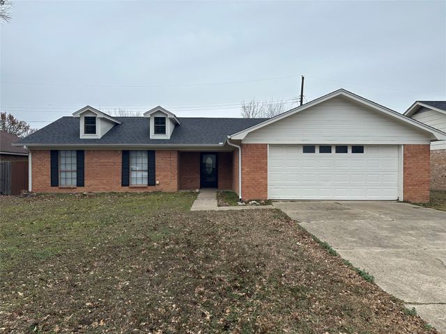 1020 Lincoln Drive, Sulphur Springs, TX 75482