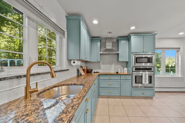 128 Boston Street, Middleton, MA 01949