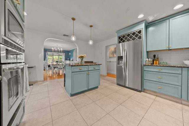 128 Boston Street, Middleton, MA 01949