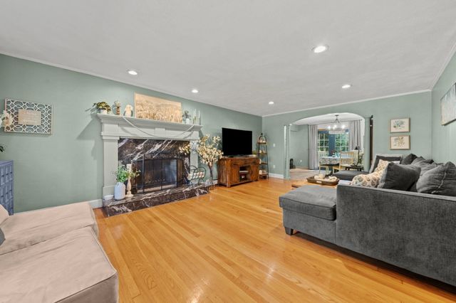 128 Boston Street, Middleton, MA 01949