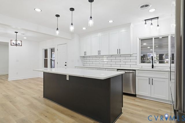 2913 Rolyart Rd, Petersburg, VA 23805