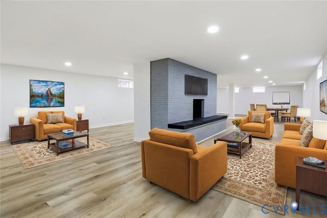 2913 Rolyart Rd, Petersburg, VA 23805