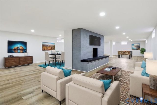 2913 Rolyart Rd, Petersburg, VA 23805