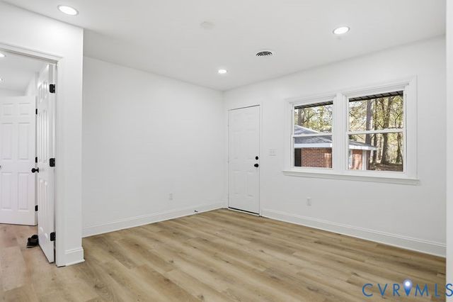 2913 Rolyart Rd, Petersburg, VA 23805