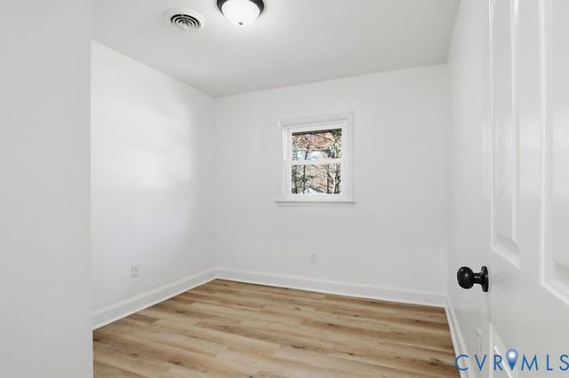 2913 Rolyart Rd, Petersburg, VA 23805