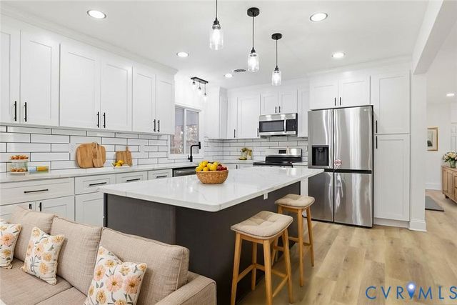 2913 Rolyart Rd, Petersburg, VA 23805