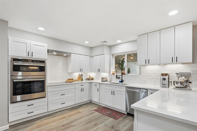 1501 Sussex Drive, Plano, TX 75075