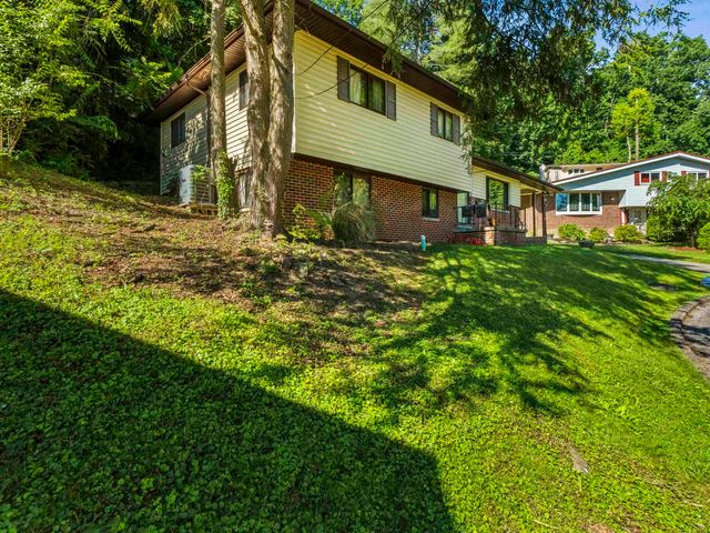1329 Mallory Court, Huntington, WV 25701