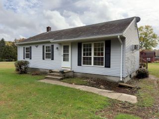 47 Texas Heights Road, Plainfield, CT 06374