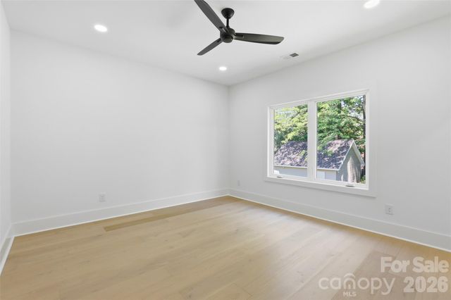 2649 Laburnum Avenue, Charlotte, NC 28205