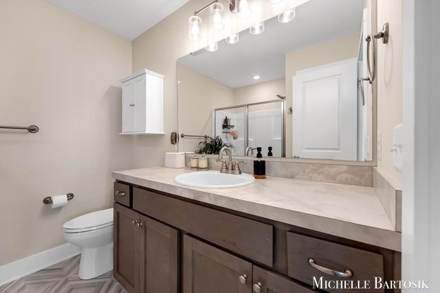 469 Seneca Ridge Drive, Middleville Vlg, MI 49333