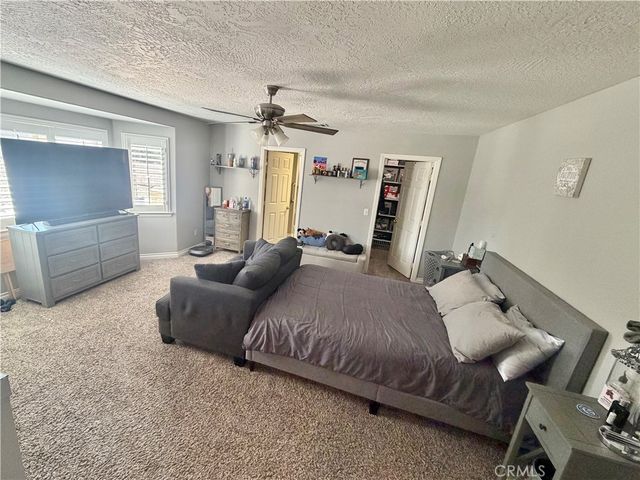 7736 El Cerrito, Hesperia, CA 92345