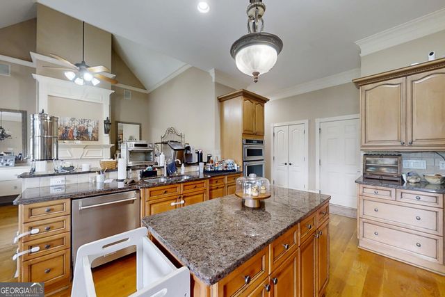 105 Murfield Way, Carrollton, GA 30116