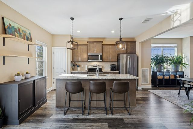1035 Avery Park Dr, Smyrna, TN 37167