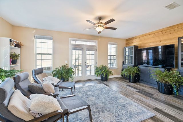 1035 Avery Park Dr, Smyrna, TN 37167