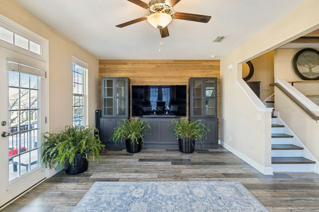 1035 Avery Park Dr, Smyrna, TN 37167