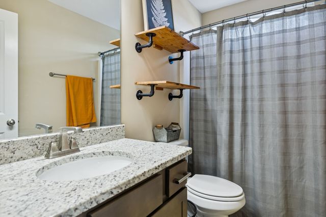 1035 Avery Park Dr, Smyrna, TN 37167