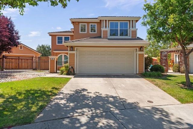 500 Birdsong Street, Gilroy, CA 95020
