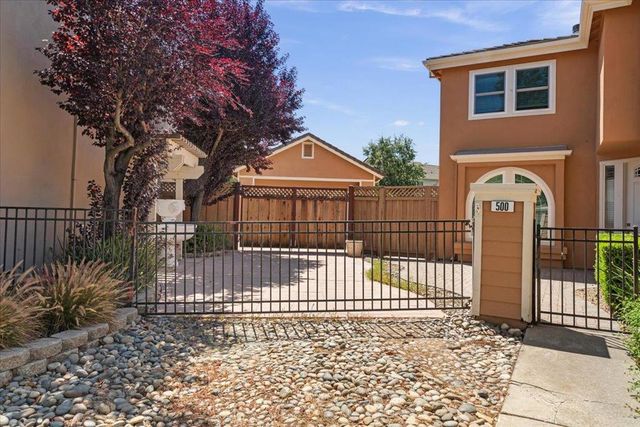 500 Birdsong Street, Gilroy, CA 95020