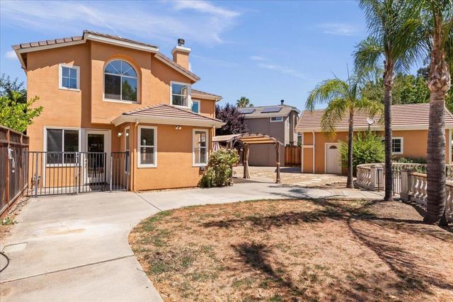 500 Birdsong Street, Gilroy, CA 95020