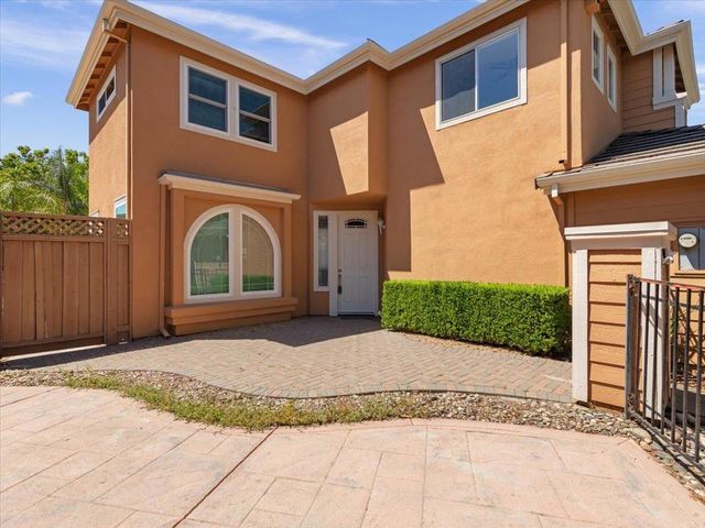 500 Birdsong Street, Gilroy, CA 95020