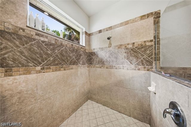 5791 Golden Gate PKWY, Naples, FL 34116
