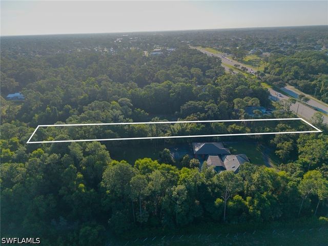 5791 Golden Gate PKWY, Naples, FL 34116