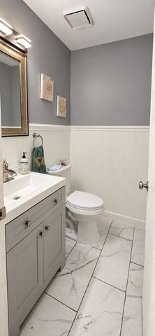 5511 Chantilly Circle, Lake In The Hills, IL 60156