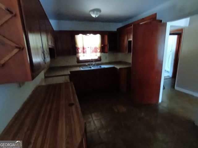 1214 Lloyd Drive, Forest Park, GA 30297