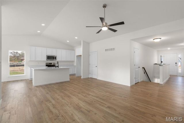 556 Apple Orchard Lane, O'fallon, MO 63385