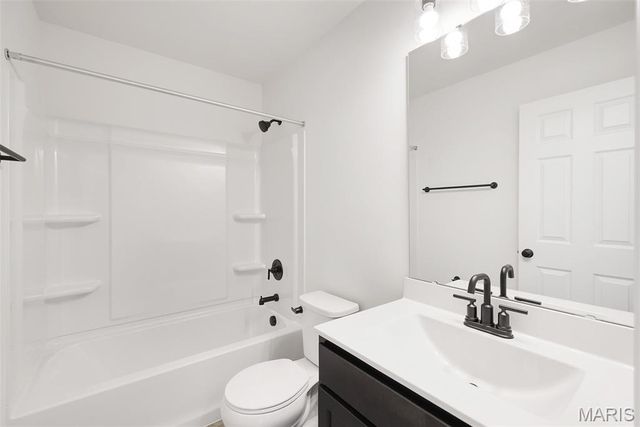 556 Apple Orchard Lane, O'fallon, MO 63385