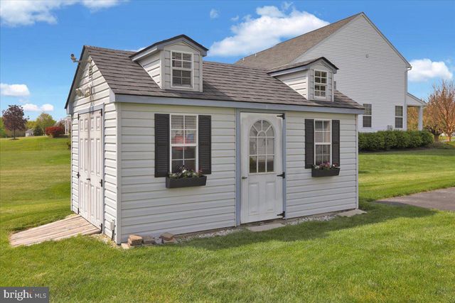 404 SOUTHFIELD DR, Oley, PA 19547